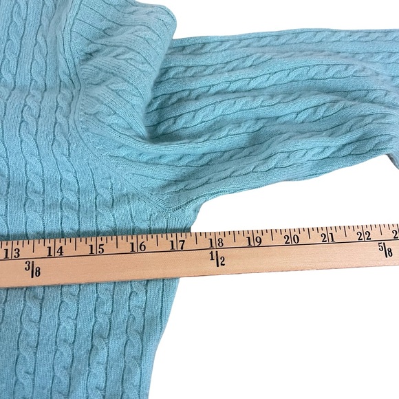 Cashmere Cable Knit Cardigan - Picture 6 of 6